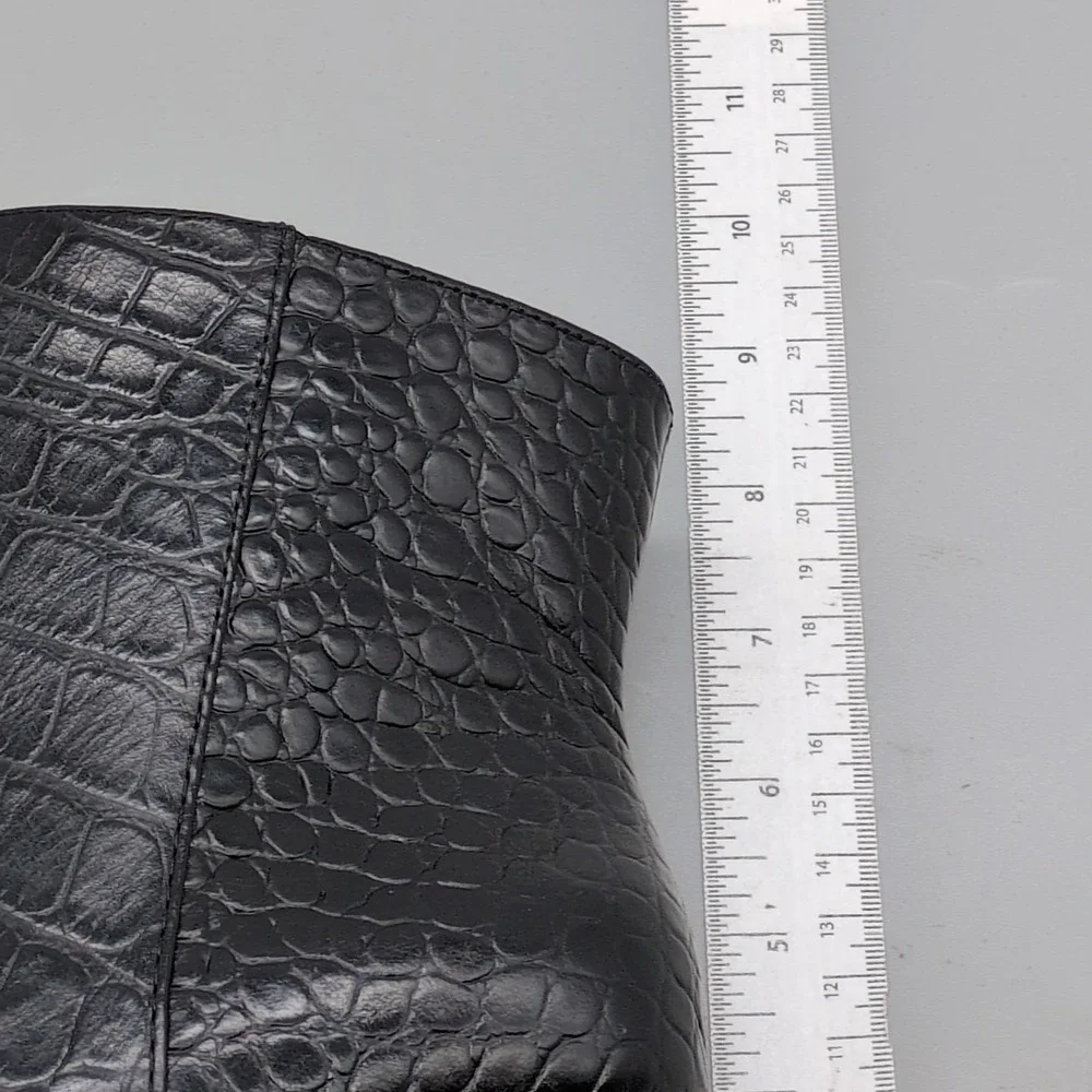 Vince Camuto Shoes Womens Allost Black Croc 7.5 Ankle Boot Stiletto Zip Chic NEW